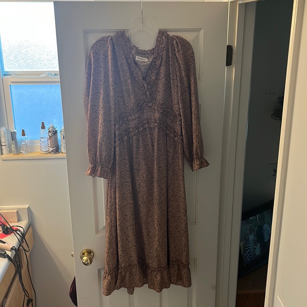 NWOT DRESS